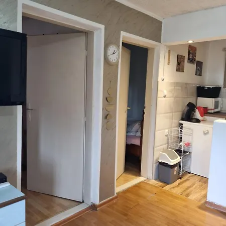 Vikendica Sara,devojacki Bunar * Banatski Karlovac