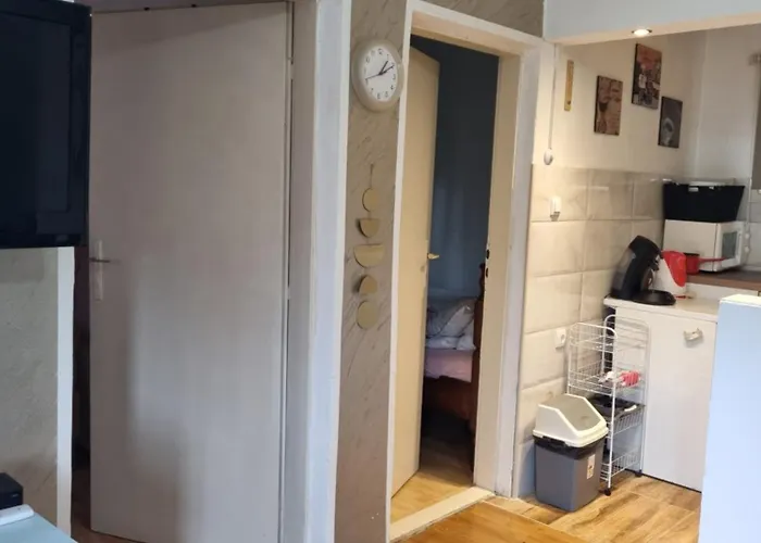 Vikendica Sara,devojacki Bunar * Banatski Karlovac